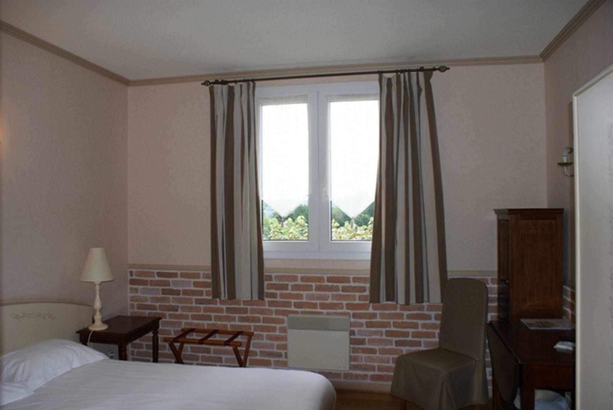 Auberge La Tomette, The Originals Relais Vitrac  Esterno foto