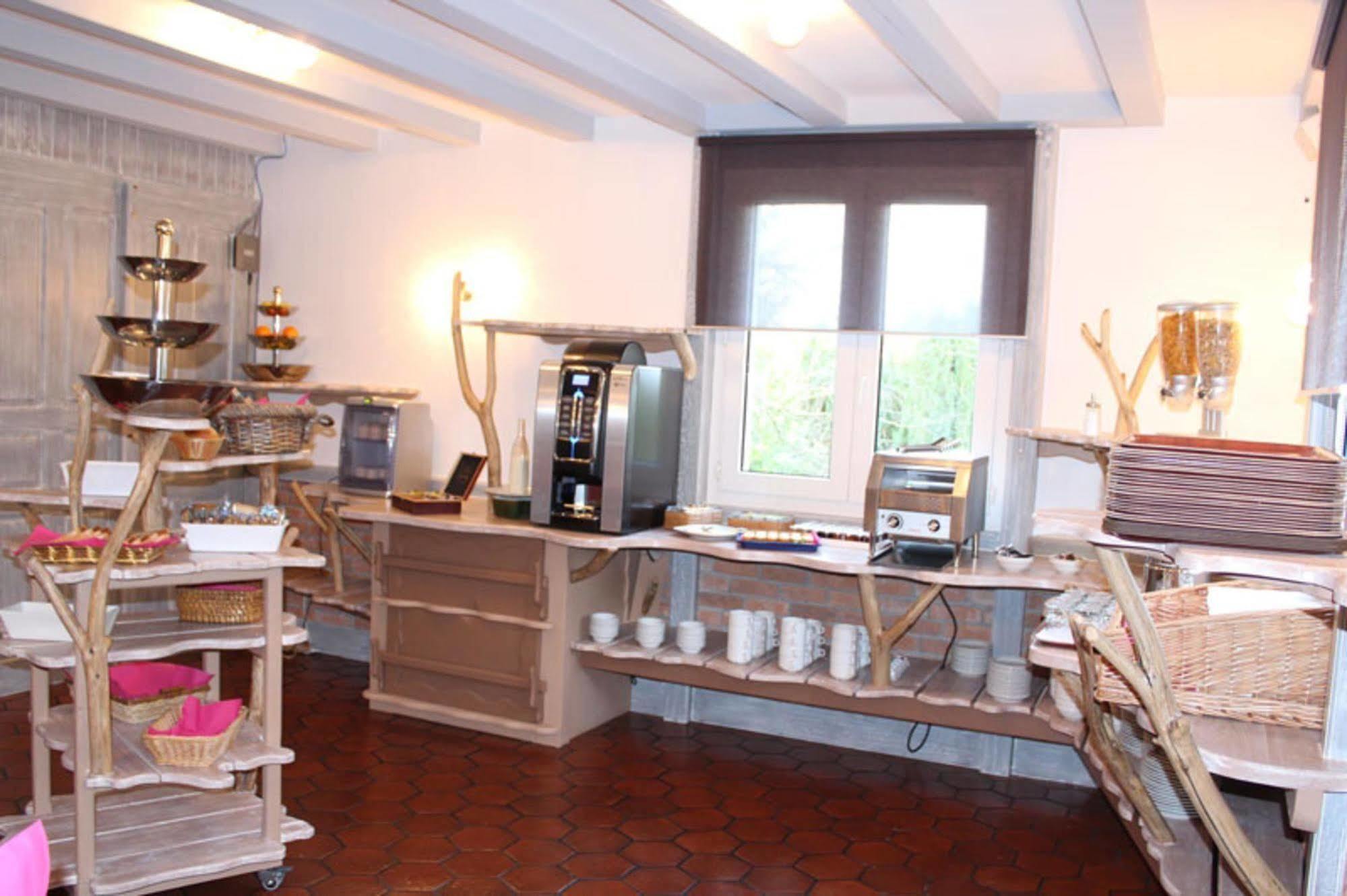 Auberge La Tomette, The Originals Relais Vitrac  Esterno foto
