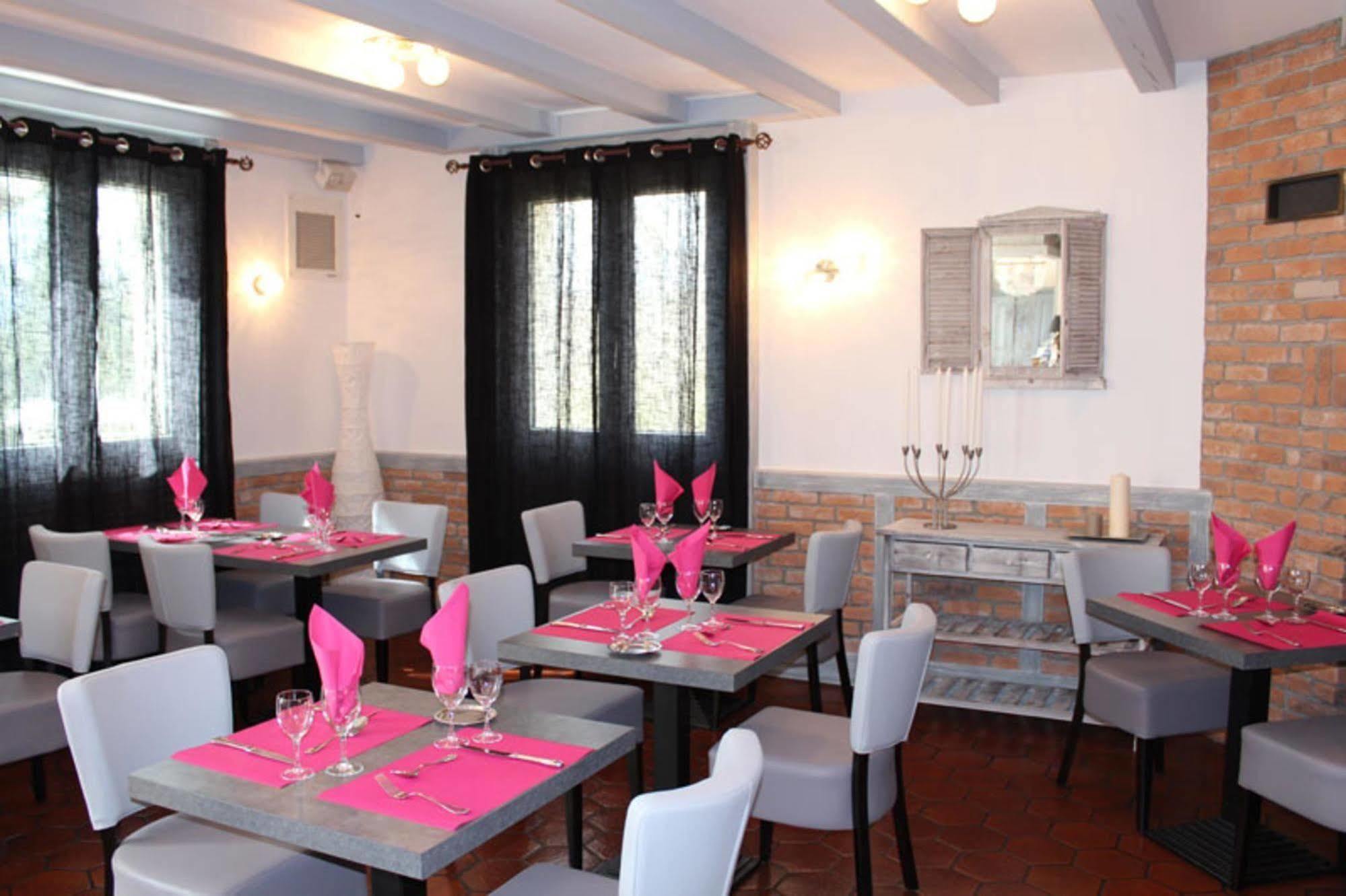 Auberge La Tomette, The Originals Relais Vitrac  Esterno foto